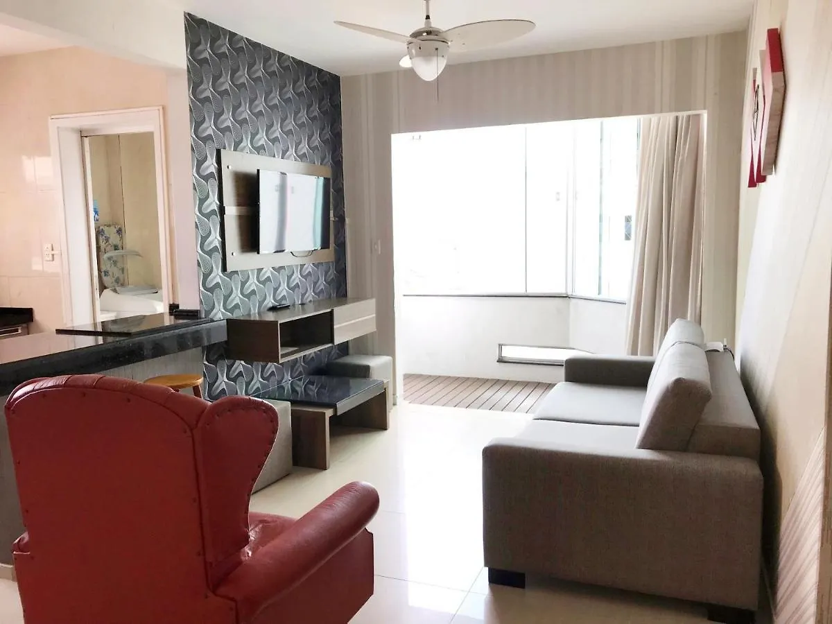 Balneário CamboriúIncrivel Ap A 100M Do Mar Com Ar E Wi-Fiアパートメント Balneário Camboriú