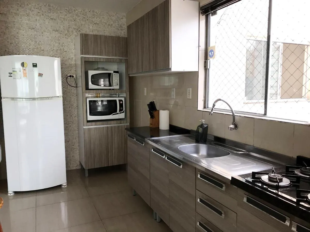 Apartamento INCRÍVEL Ap a 100m do MAR com Ar e Wi-Fi Balneário Camboriú